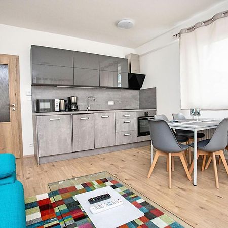 Blue Apartment Klinovec By Mountain Ways โลชนา โปด กลิโนฟเซม ภายนอก รูปภาพ
